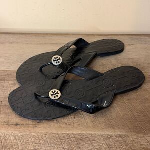 Tory Burch Black Leather Thora Sandals with silver Emblem, sz 11 women’s shoes